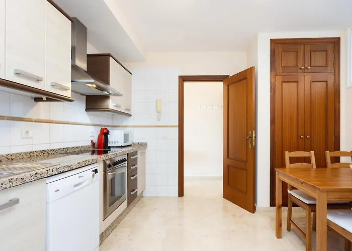 بيت للعطل Azalea - *