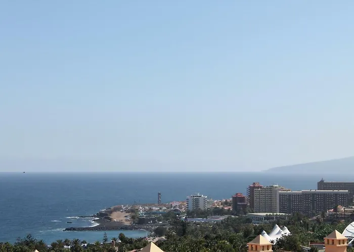 Azalea - * Puerto de la Cruz (Tenerife)